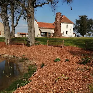 Couette-café Maison Vin D'hus, Le Pin (Deux-Sevres)